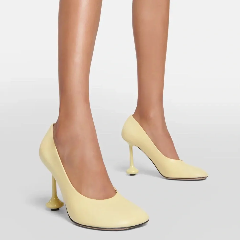 LOEWE
Toy leather pumps 40 NWT - Picture 5 of 10